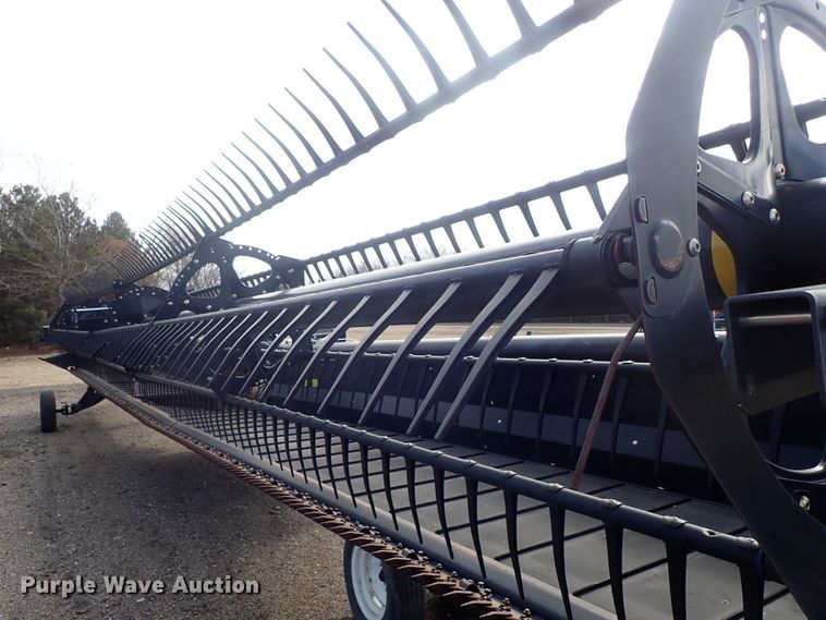 image for item GN9517 2014 MacDon FD75-D flex draper head