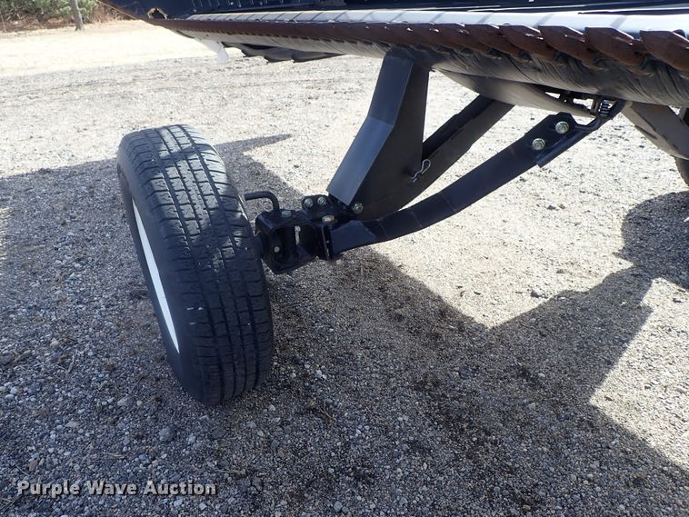 image for item GN9517 2014 MacDon FD75-D flex draper head