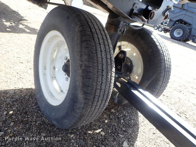 image for item GN9517 2014 MacDon FD75-D flex draper head