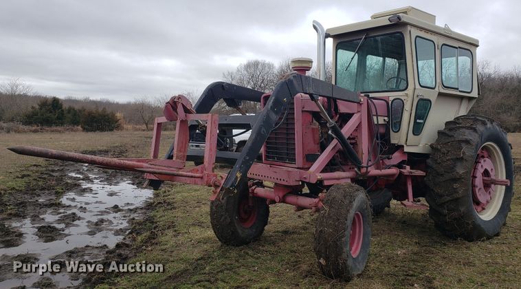 image for item GO9972 International Farmall 1256 tractor