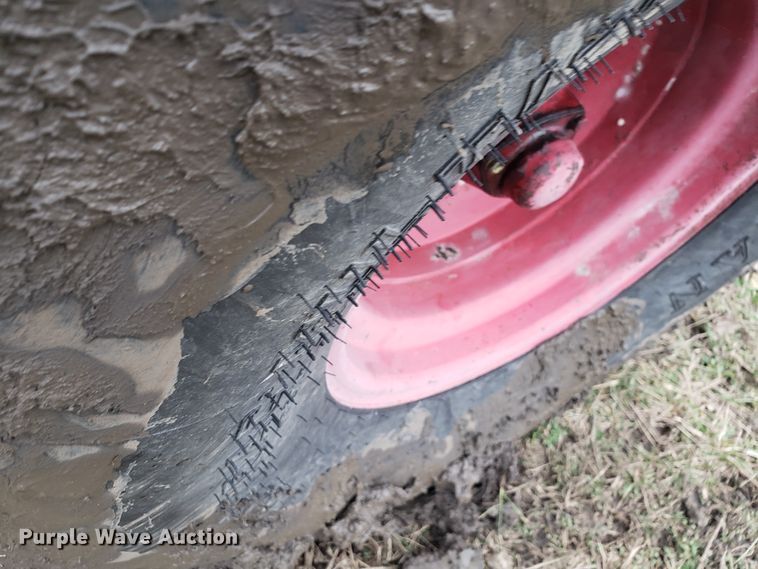 image for item GO9972 International Farmall 1256 tractor