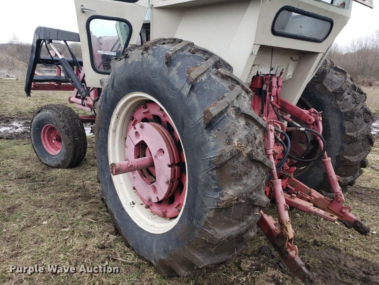 image for item GO9972 International Farmall 1256 tractor