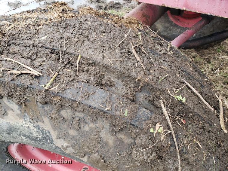 image for item GO9972 International Farmall 1256 tractor