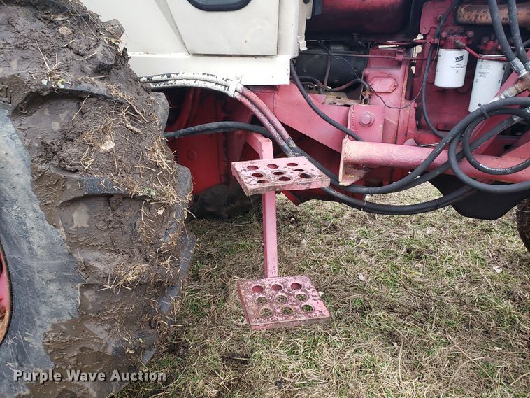 image for item GO9972 International Farmall 1256 tractor