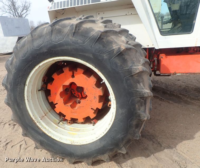 image for item GW9225 1979 Case 2390 tractor