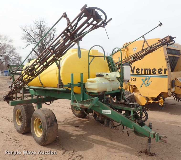 Ritchie Bestway sprayer in Kinsley, KS Item GW9231 sold Purple Wave