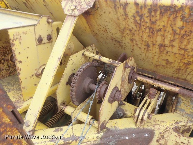 image for item GW9250 HayBuster 1206 grain drill