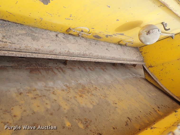 image for item GW9250 HayBuster 1206 grain drill