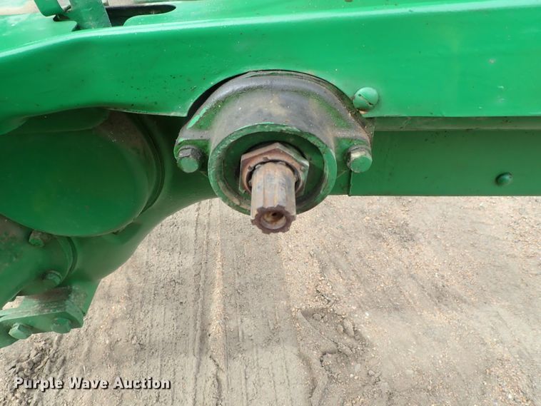 image for item GW9253 Oliver 60 row crop tractor