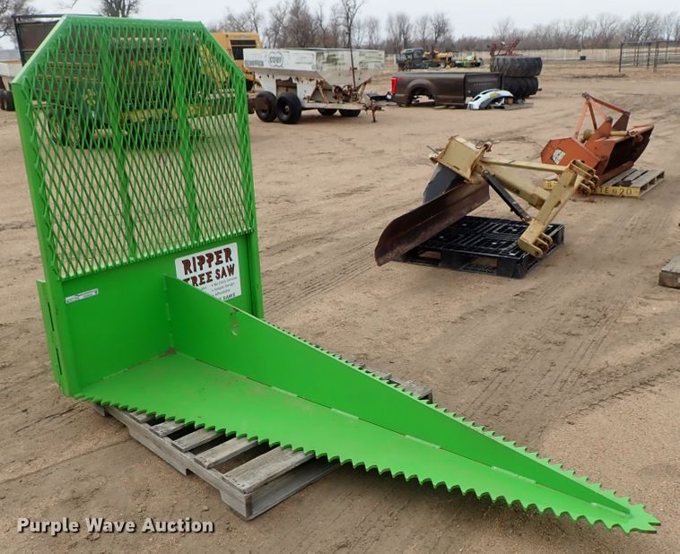 Ripper skid steer tree saw in Kinsley, KS Item GW9259 sold Purple Wave