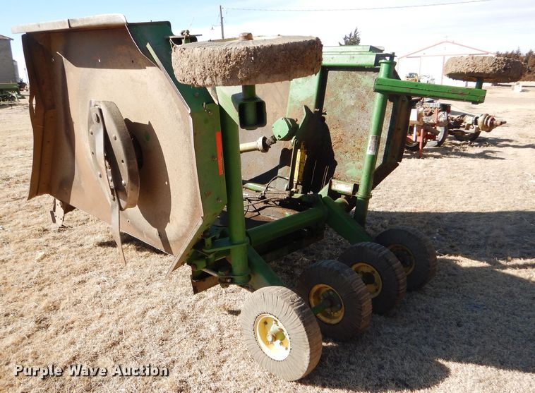 image for item GX9719 John Deere 1518 batwing rotary mower