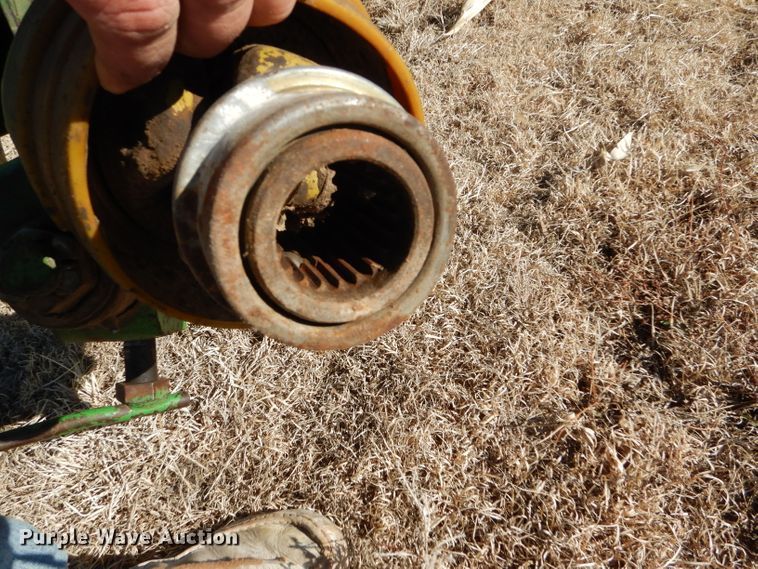 image for item GX9719 John Deere 1518 batwing rotary mower