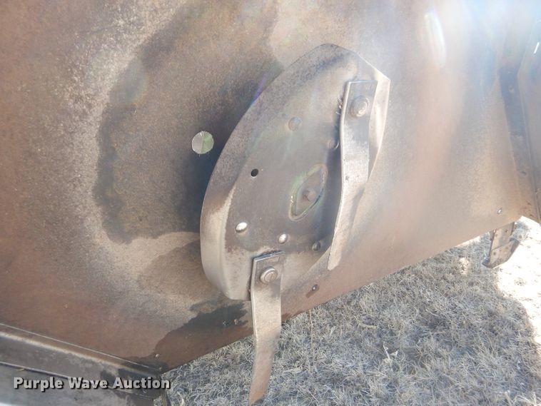 image for item GX9719 John Deere 1518 batwing rotary mower