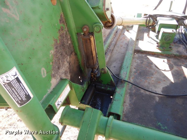 image for item GX9719 John Deere 1518 batwing rotary mower