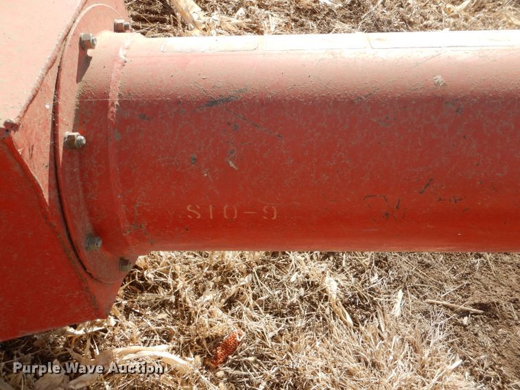 image for item GX9720 Westfield S10-9 grain auger