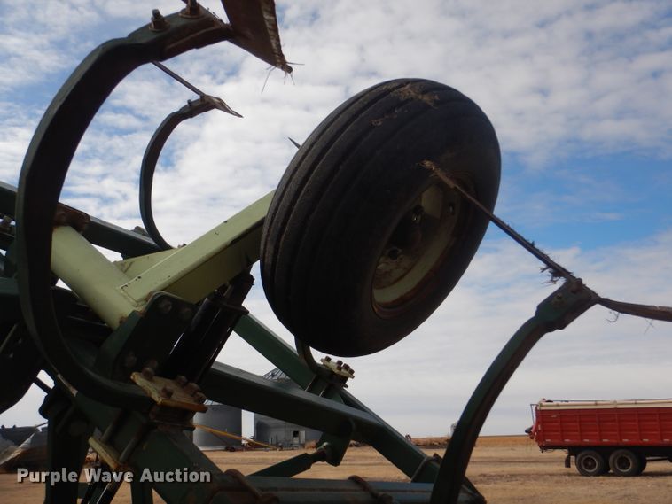 image for item GX9734 QuinStar Fallowmaster II FM5-35 field cultivator