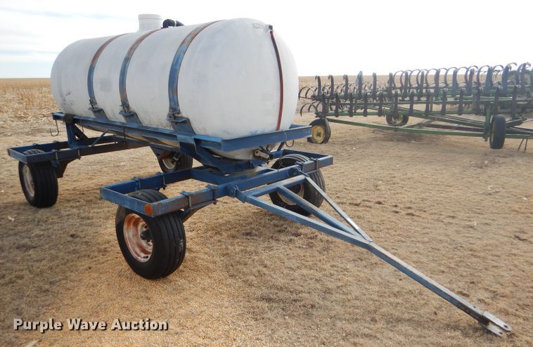image for item GX9735 Red Ewald fertilizer trailer