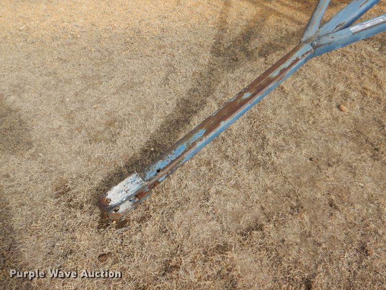 image for item GX9735 Red Ewald fertilizer trailer