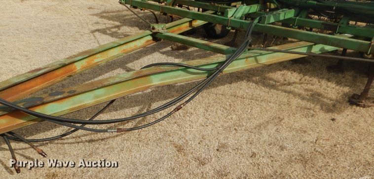 image for item GX9737 John Deere 1010 field cultivator