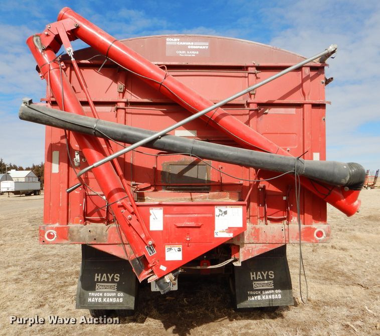 image for item GX9738 1975 Ford F750 grain truck