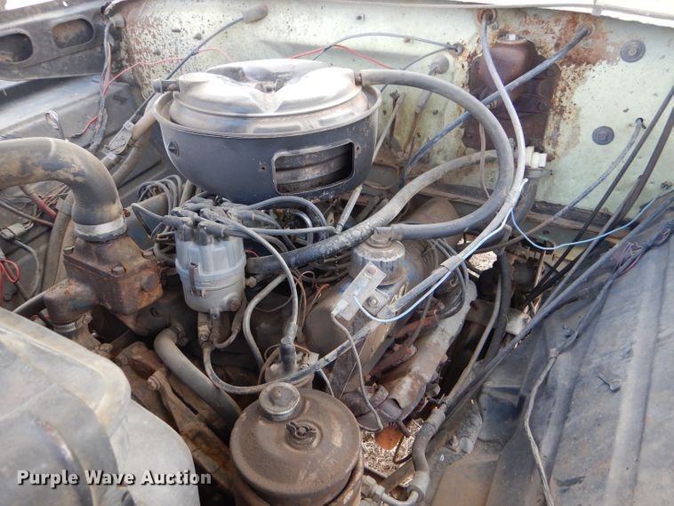 image for item GX9738 1975 Ford F750 grain truck