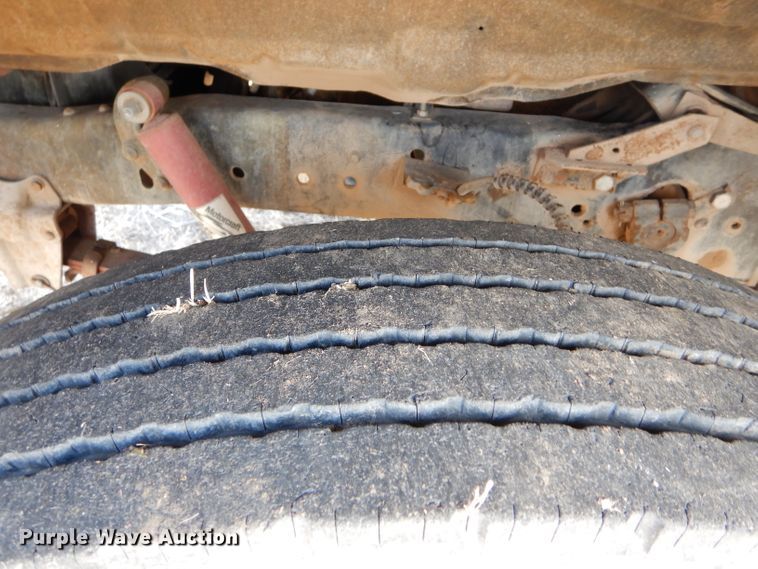 image for item GX9738 1975 Ford F750 grain truck