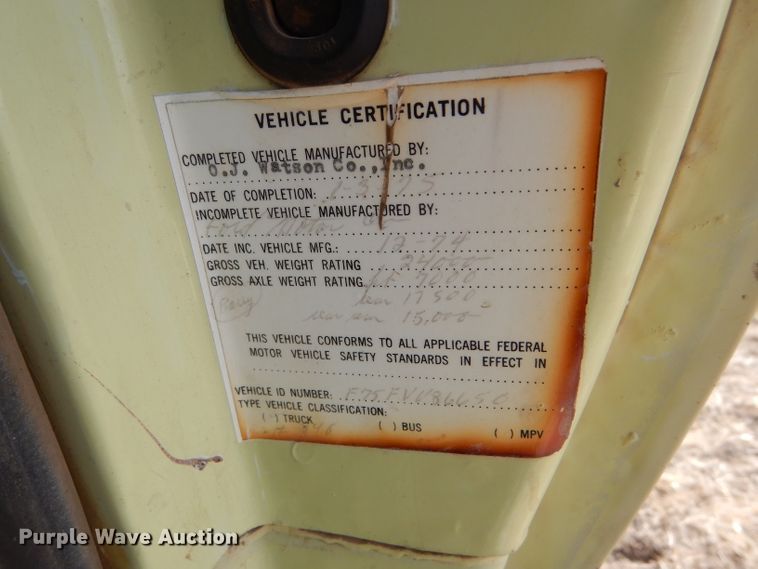 image for item GX9738 1975 Ford F750 grain truck