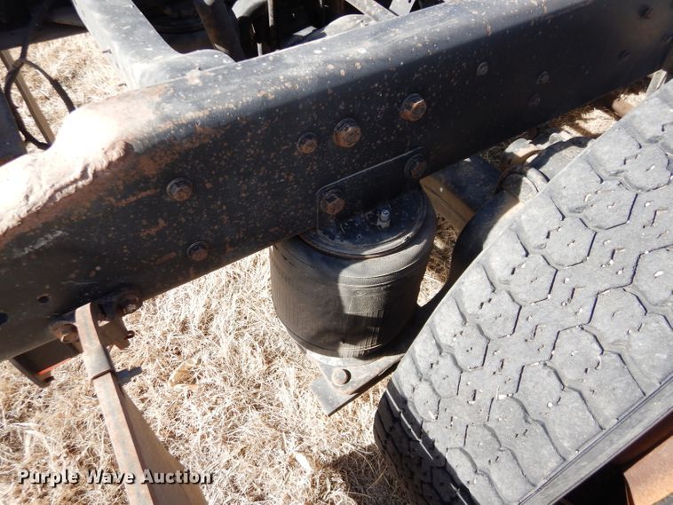 image for item GX9739 1994 Ford L9000 AeroMax semi truck