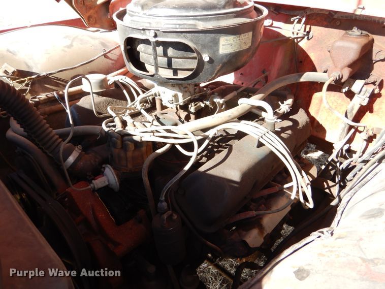 image for item GX9740 1966 Ford 600 grain truck