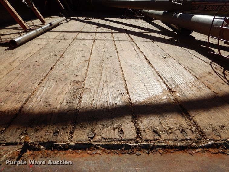 image for item GX9740 1966 Ford 600 grain truck