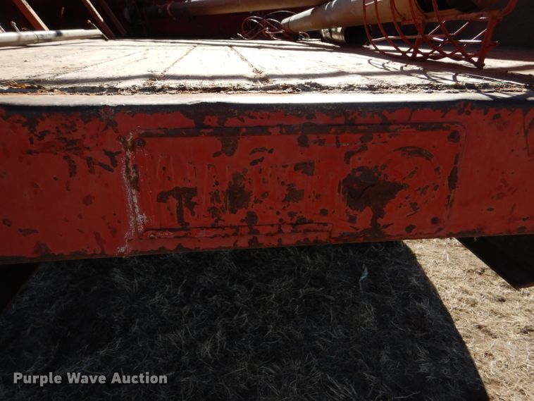 image for item GX9740 1966 Ford 600 grain truck