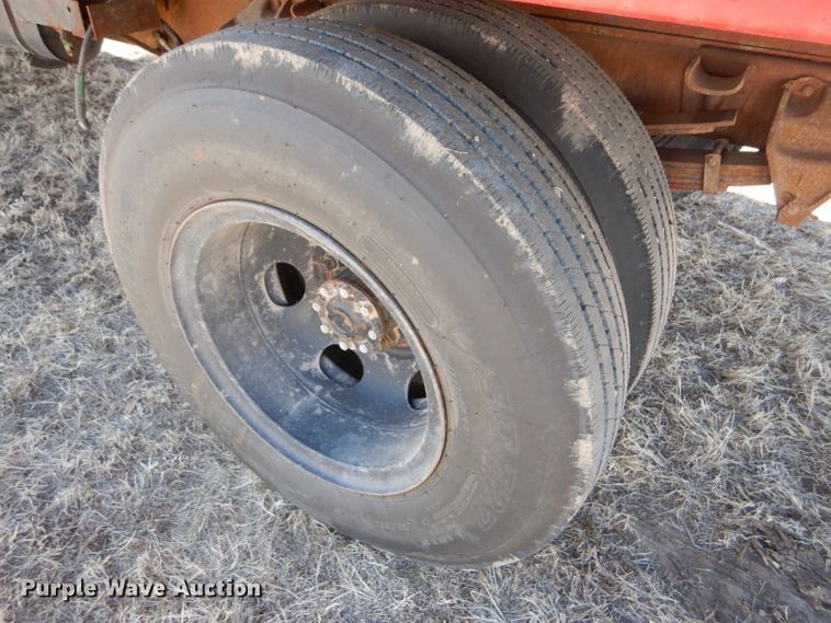 image for item GX9740 1966 Ford 600 grain truck