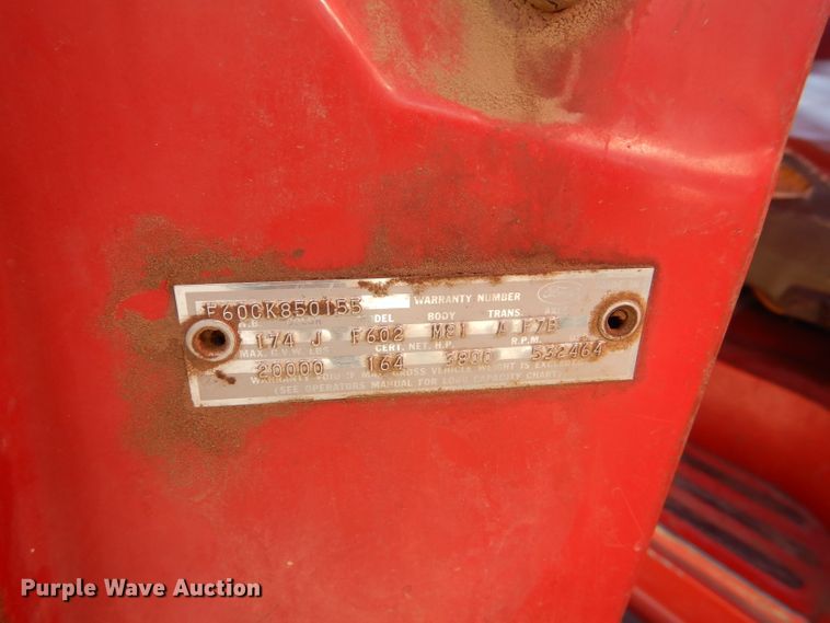 image for item GX9740 1966 Ford 600 grain truck