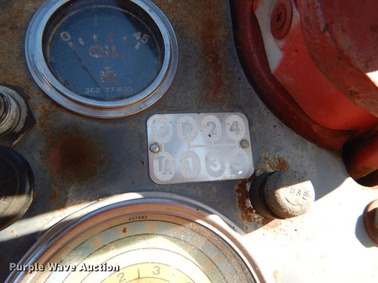 image for item GX9741 1959 Farmall 560 tractor