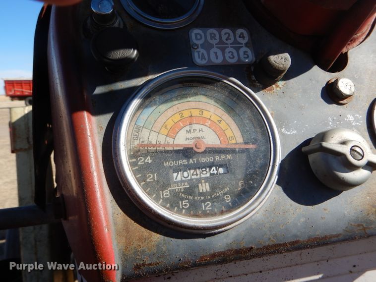 image for item GX9741 1959 Farmall 560 tractor