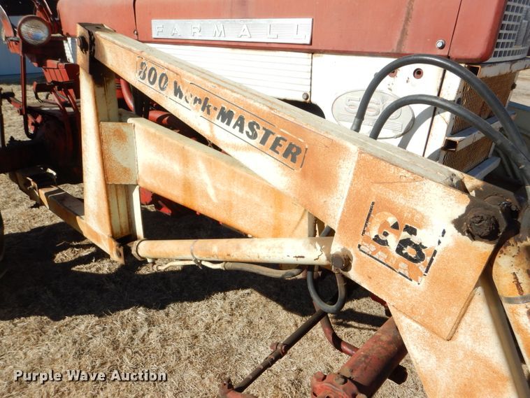 image for item GX9741 1959 Farmall 560 tractor