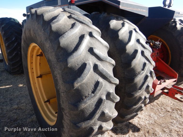 image for item GX9742 1988 Versatile 876 Designation 6 4WD tractor