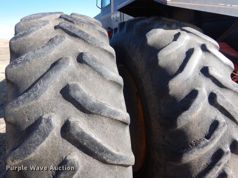 image for item GX9742 1988 Versatile 876 Designation 6 4WD tractor