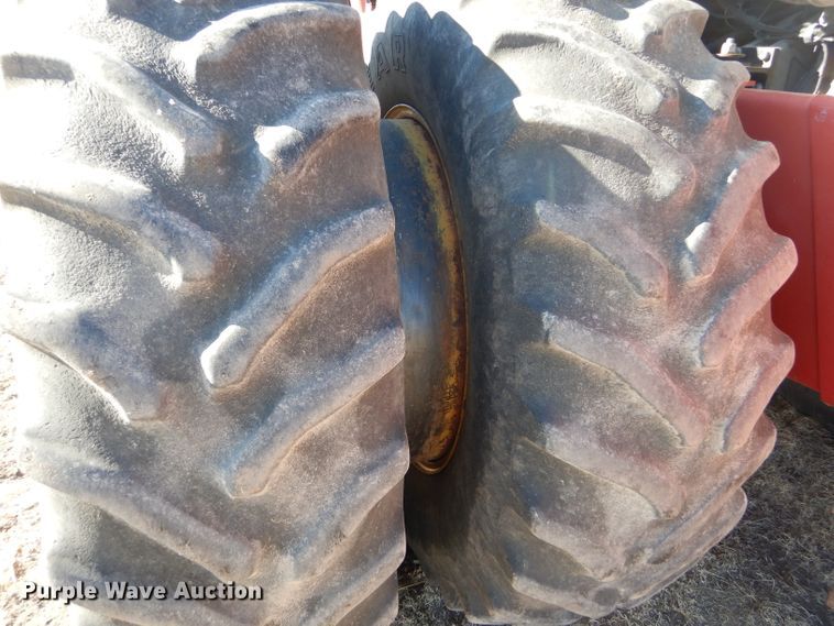 image for item GX9742 1988 Versatile 876 Designation 6 4WD tractor