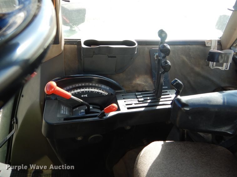 image for item GX9743 1993 John Deere 4960 MFWD tractor