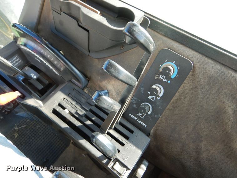 image for item GX9743 1993 John Deere 4960 MFWD tractor