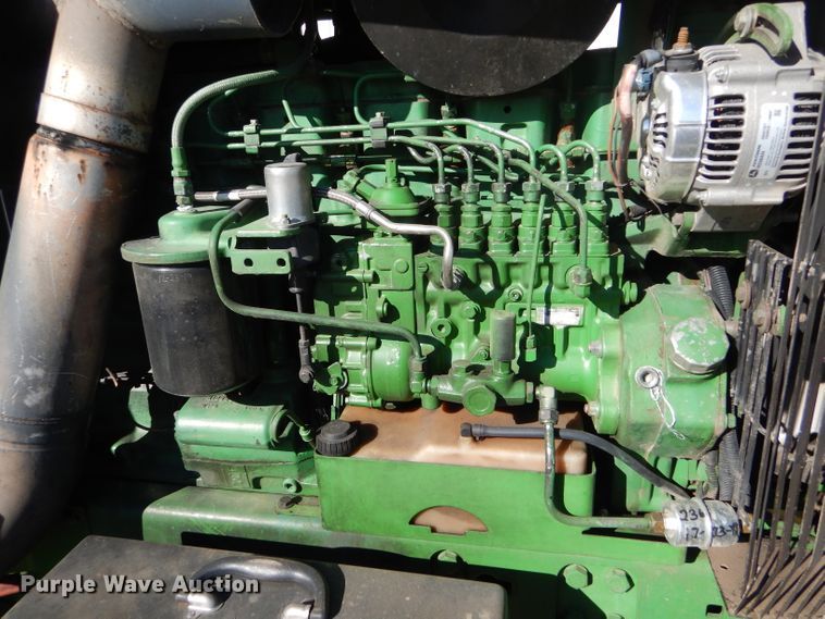 image for item GX9743 1993 John Deere 4960 MFWD tractor