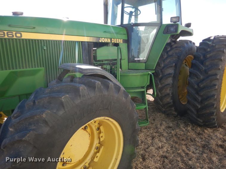 image for item GX9743 1993 John Deere 4960 MFWD tractor