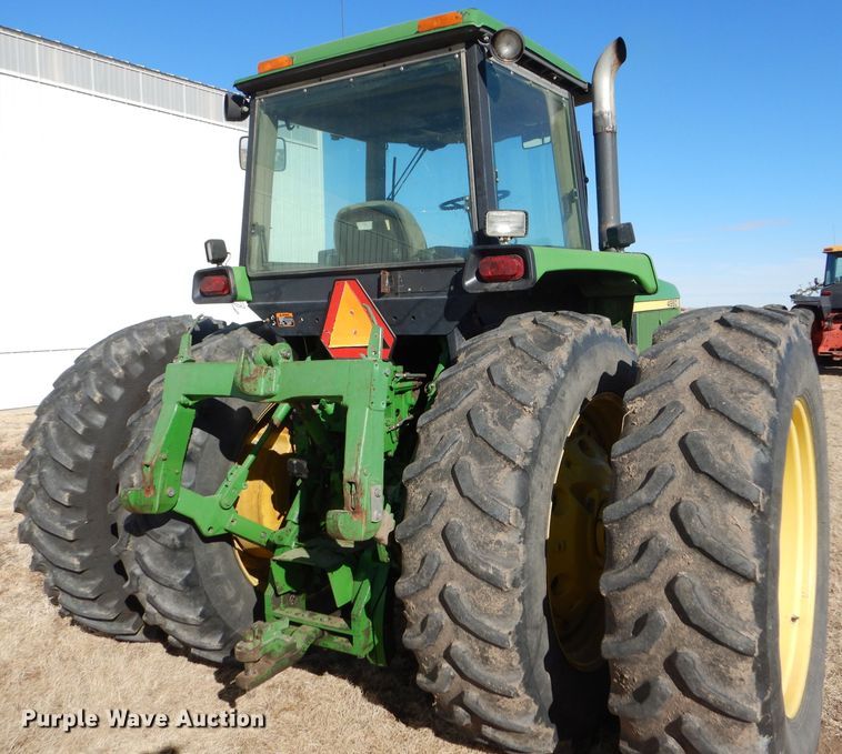 image for item GX9743 1993 John Deere 4960 MFWD tractor