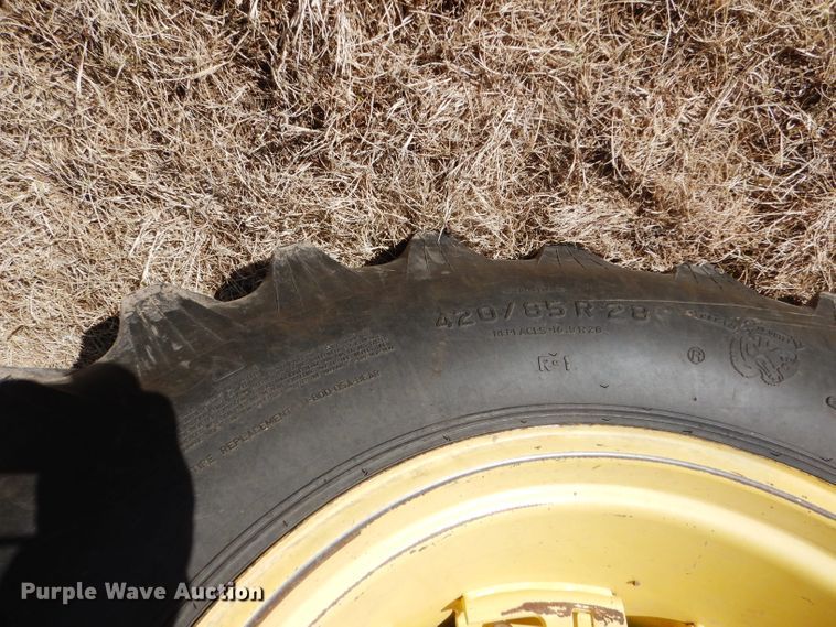 image for item GX9743 1993 John Deere 4960 MFWD tractor