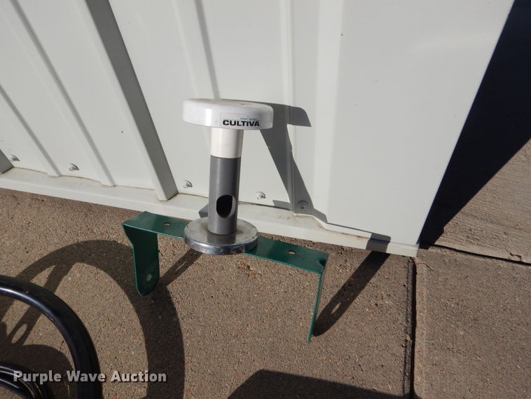 image for item GX9743 1993 John Deere 4960 MFWD tractor