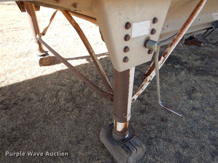 image for item GX9746 1994 Timpte Super Hopper grain trailer