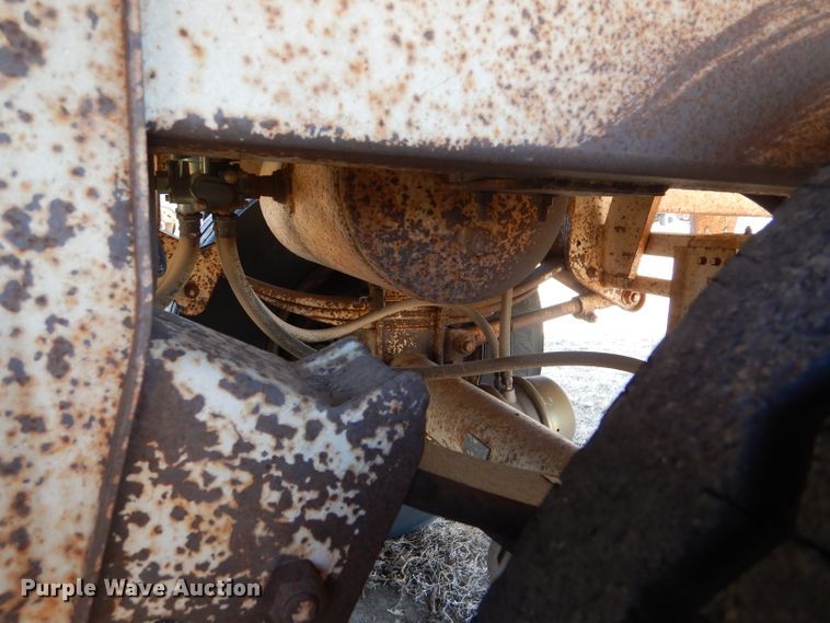 image for item GX9746 1994 Timpte Super Hopper grain trailer