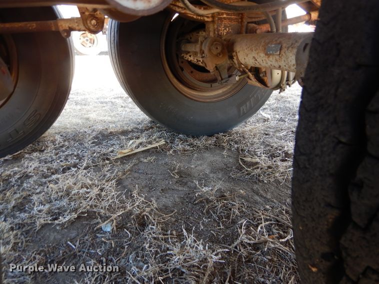 image for item GX9746 1994 Timpte Super Hopper grain trailer