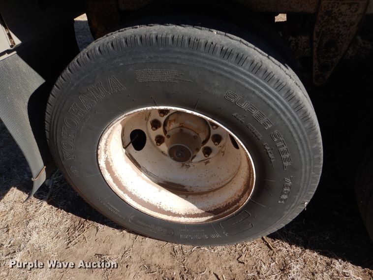 image for item GX9746 1994 Timpte Super Hopper grain trailer